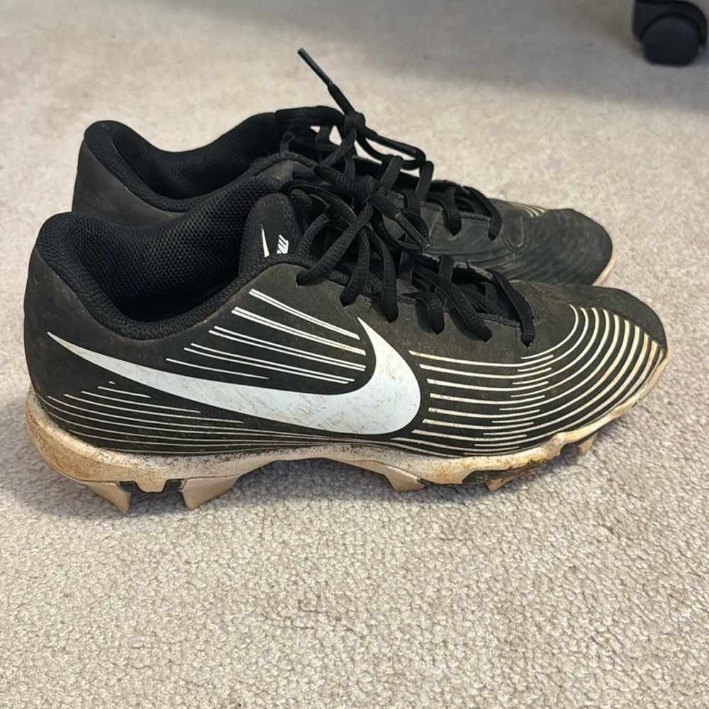 Softball Nike cleats